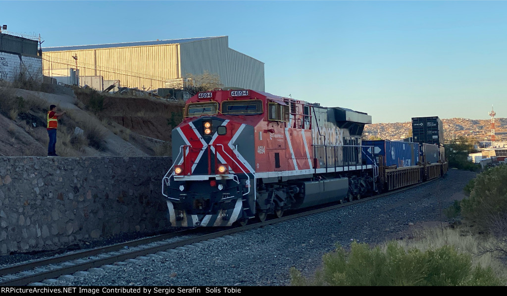 FXE 4694